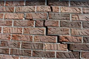 Fix Cracks in the Bricks On Your Home